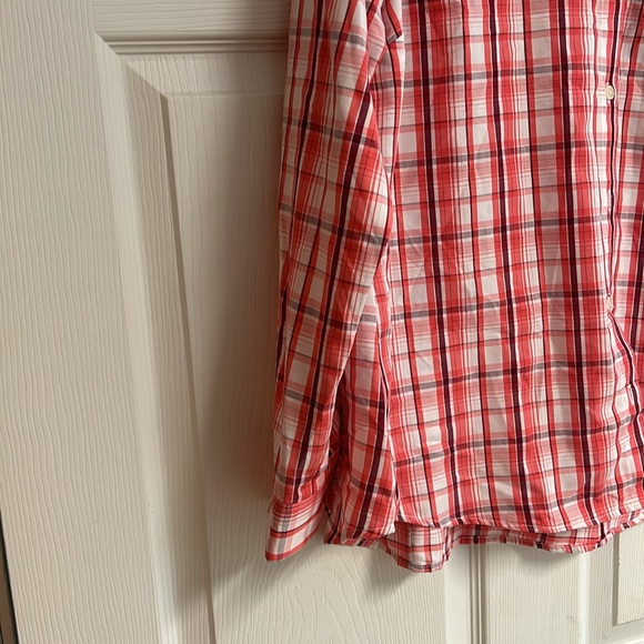 New with tags Eddie Bauer women’s button up shirt - Picture 4 of 7